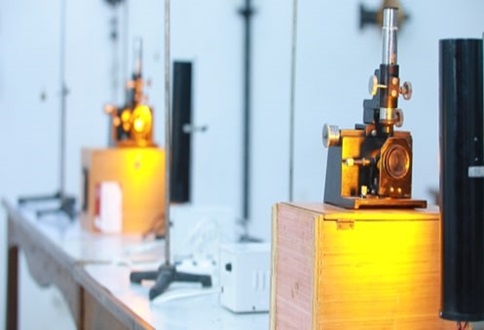 Physics Laboratory